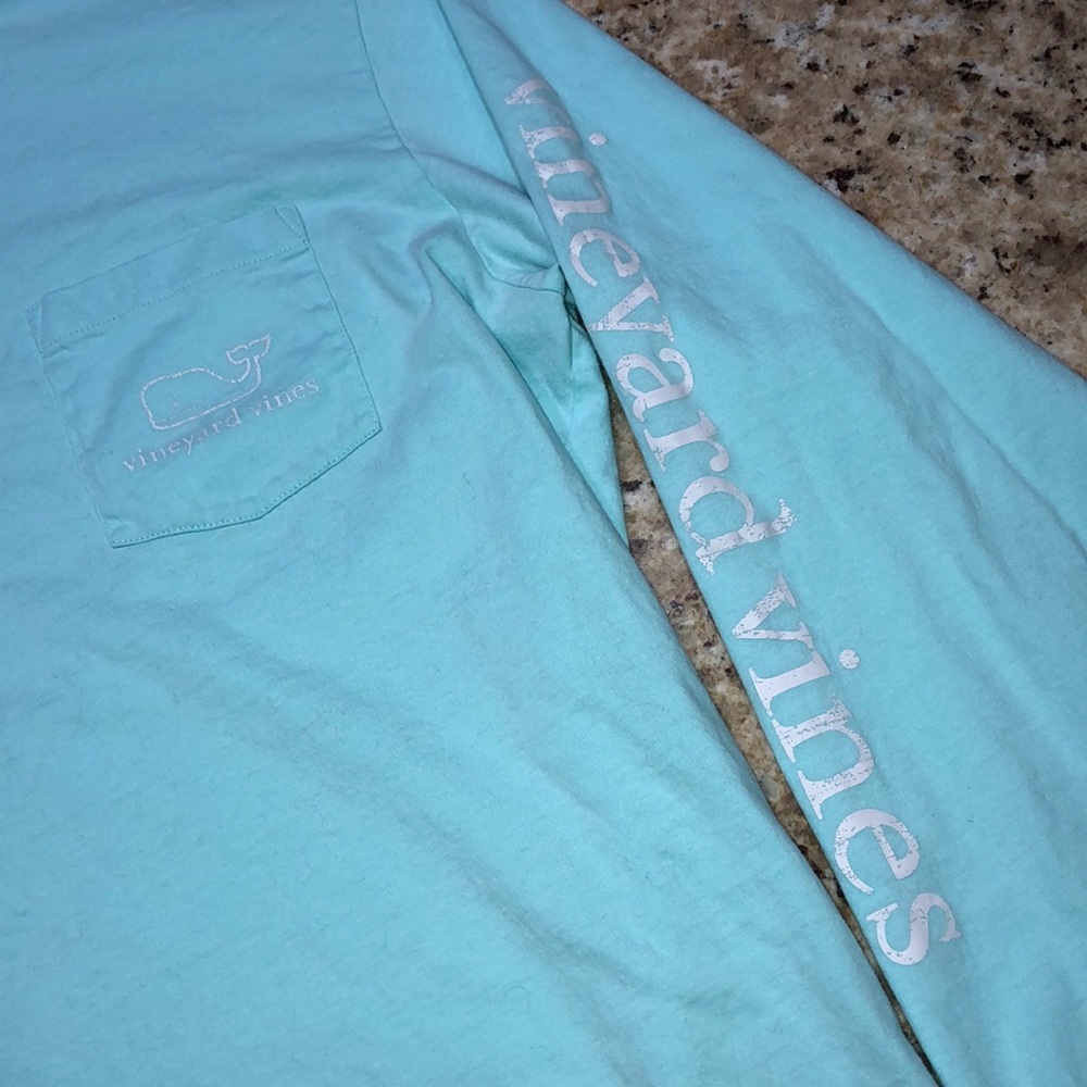 ✅Men’s Vineyard Vines Long sleeve - Picture 3 of 7